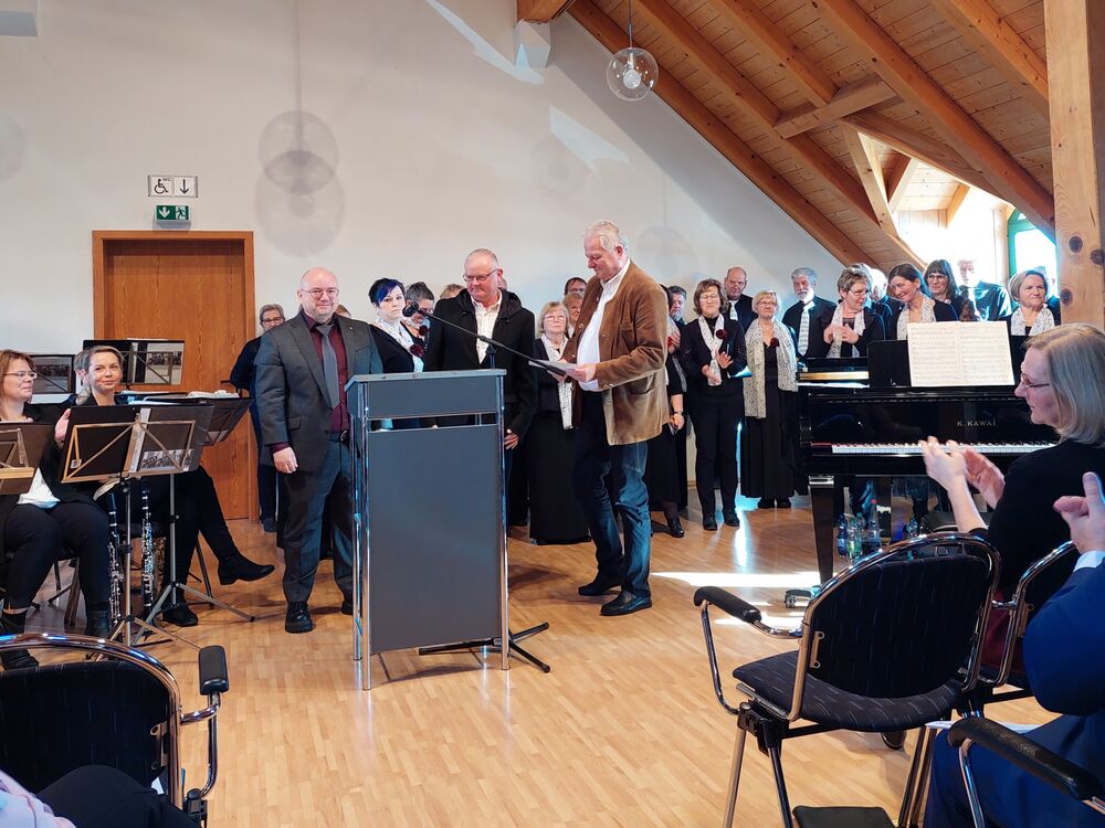 &Uuml;bergabe F&ouml;rderscheck F&ouml;rderverein FF Kahnsdorf e. V. - F&ouml;rdersumme 5.448,87 &euro;